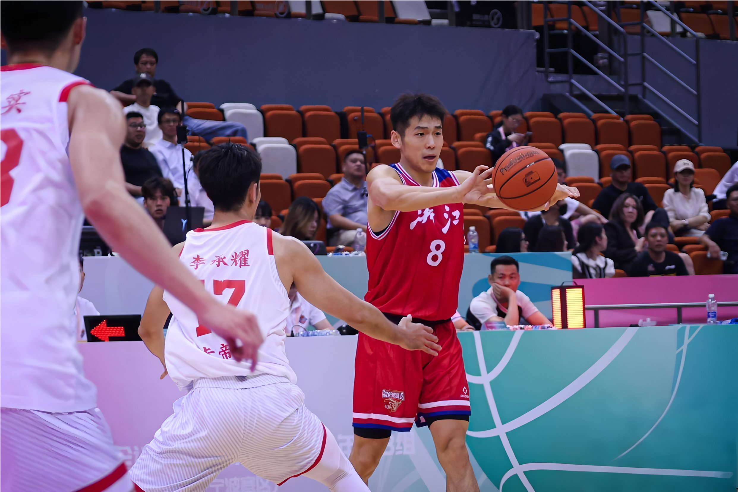 九游体育- 广州队或将解散球员 